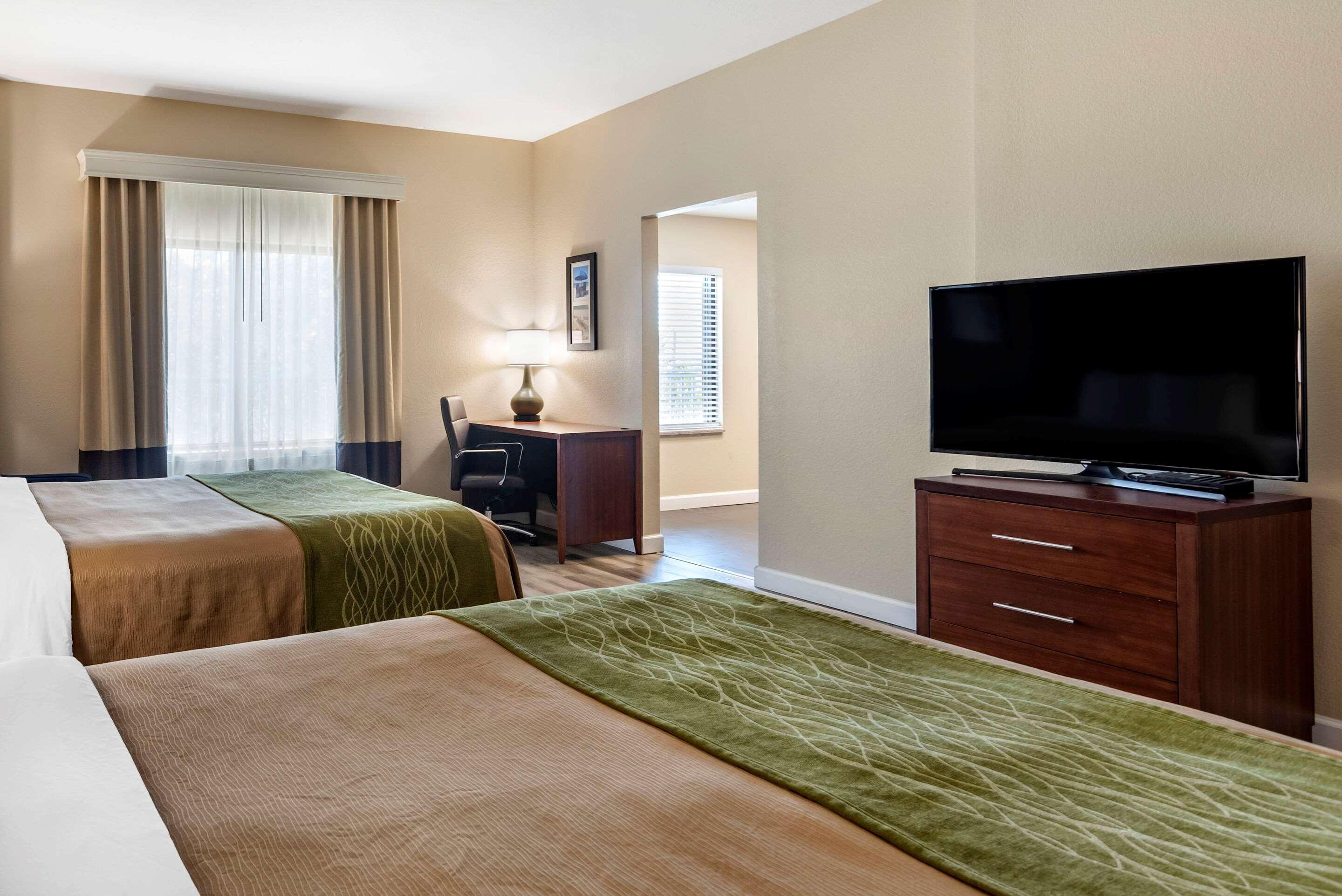 פורט וולטון ביץ' Comfort Inn & Suites מראה חיצוני תמונה